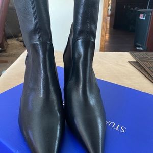 Brand NEW! Stuart Weitzman 75 Stretch Bootie. Black leather. Size 10.